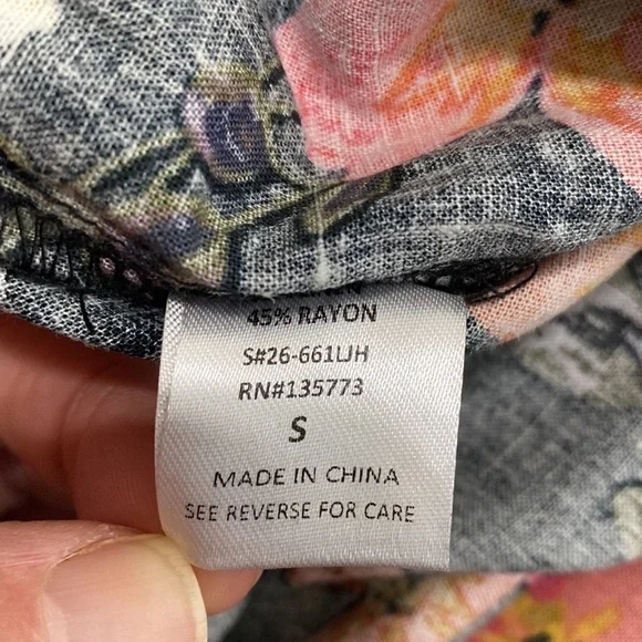 Voge Boutique Floral Cropped Leg Puff Sleeve Jumpsuit - Picture 7 of 8